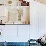 Three-bedroom In Sjallands Odde * Tjørneholm
